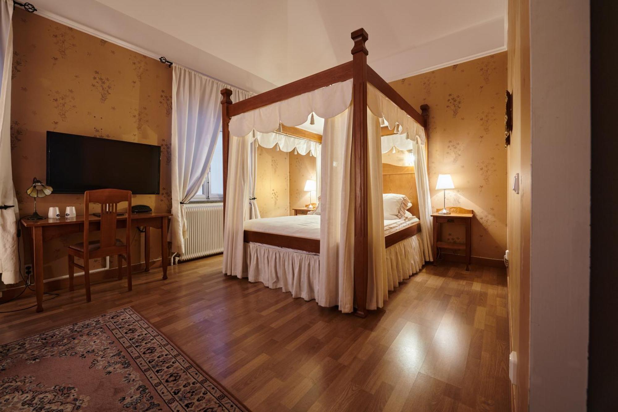 Hotell Laeckoe Lidköping Esterno foto