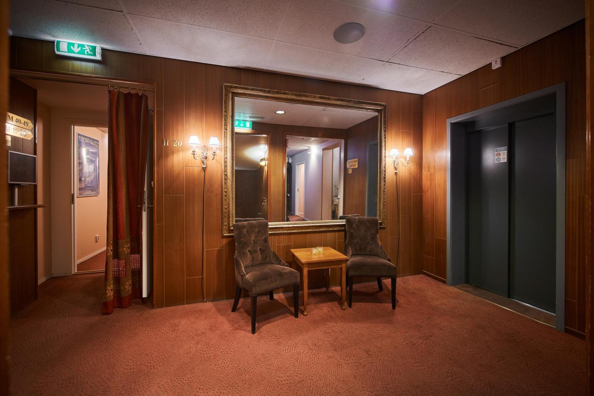 Hotell Laeckoe Lidköping Esterno foto