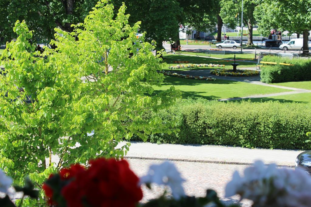 Hotell Laeckoe Lidköping Esterno foto